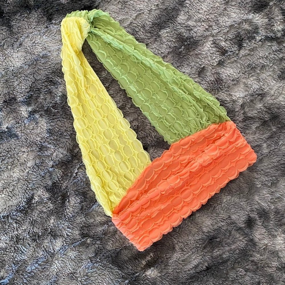 Color Queen Textured Twist Halter Top - Picture 3 of 8